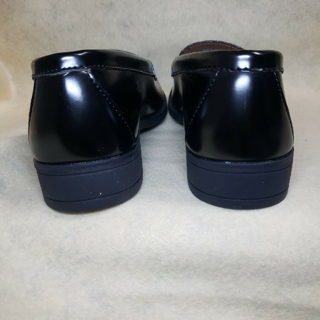 UNITED COLORS OF BENETTON.(ユナイテッドカラーズオブベネトン)のベネトン　ローファー　クラリーノ（合成皮革）　黒　22.5cm（3E） レディースの靴/シューズ(ローファー/革靴)の商品写真