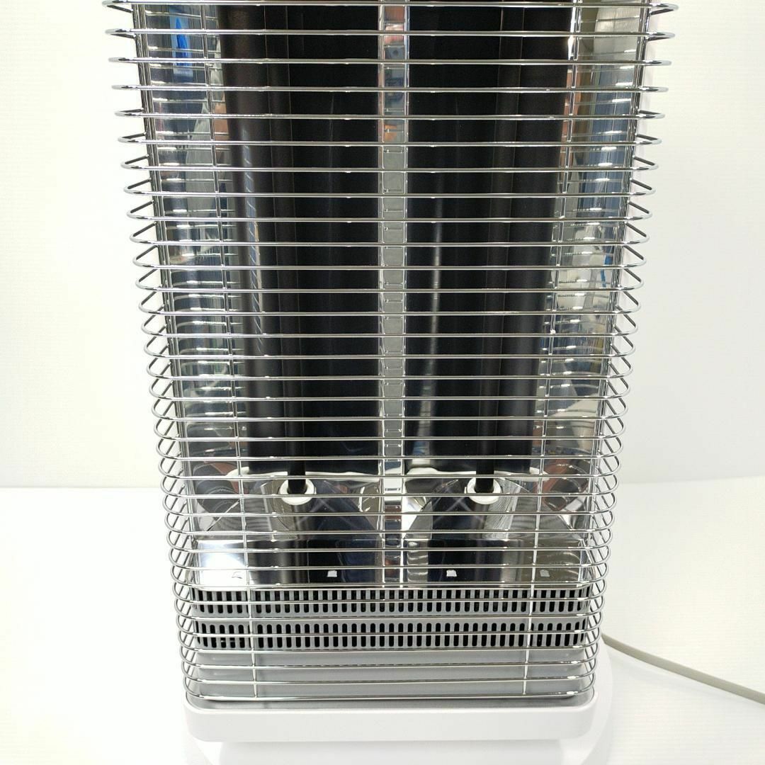 DAIKIN(ダイキン)のダイキン 遠赤外線暖房機 セラムヒート ERFT11ZS-W 2022年モデル スマホ/家電/カメラの冷暖房/空調(電気ヒーター)の商品写真