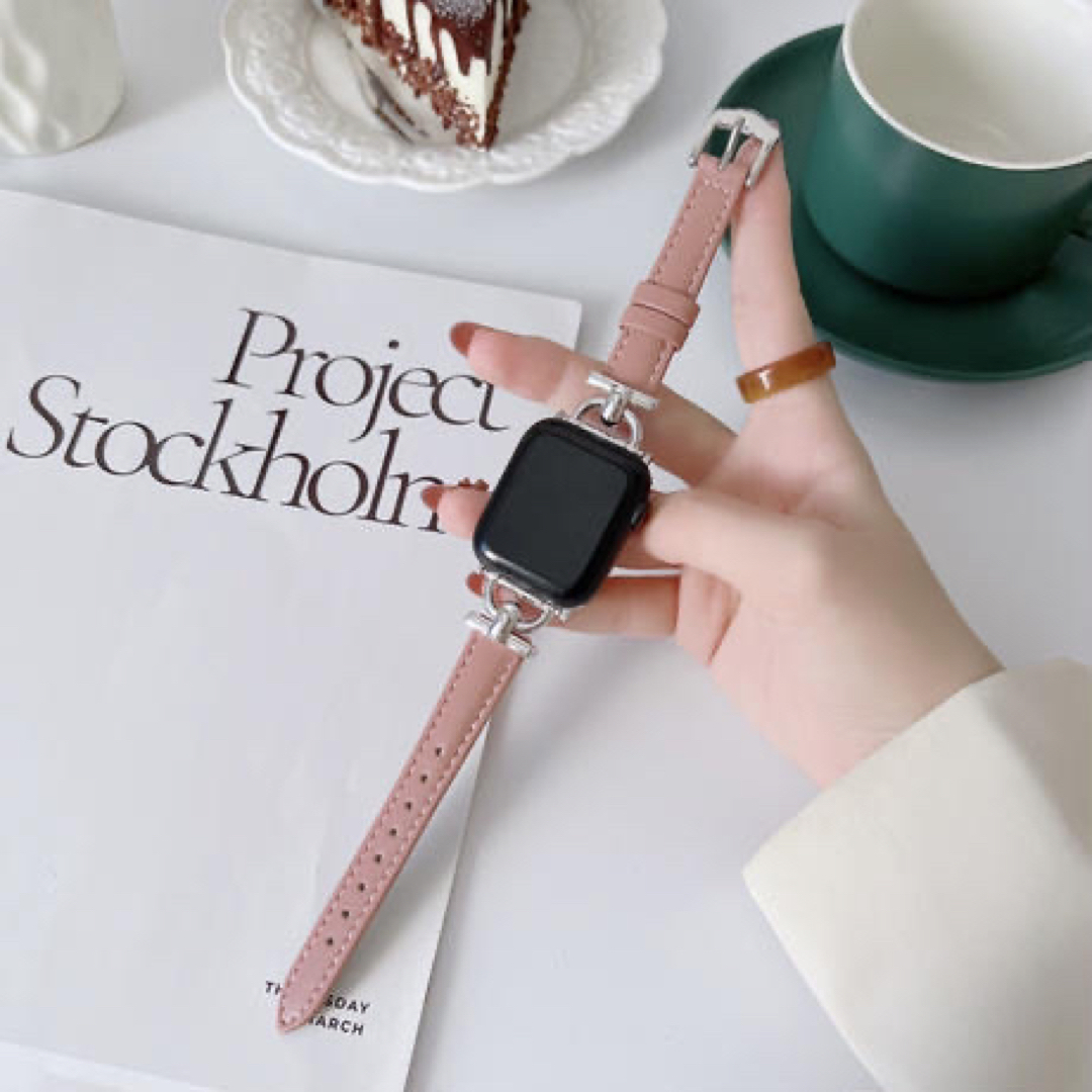 Apple Watch フェイクレザー ライトブラウン+ゴールドバックル レディースのファッション小物(腕時計)の商品写真