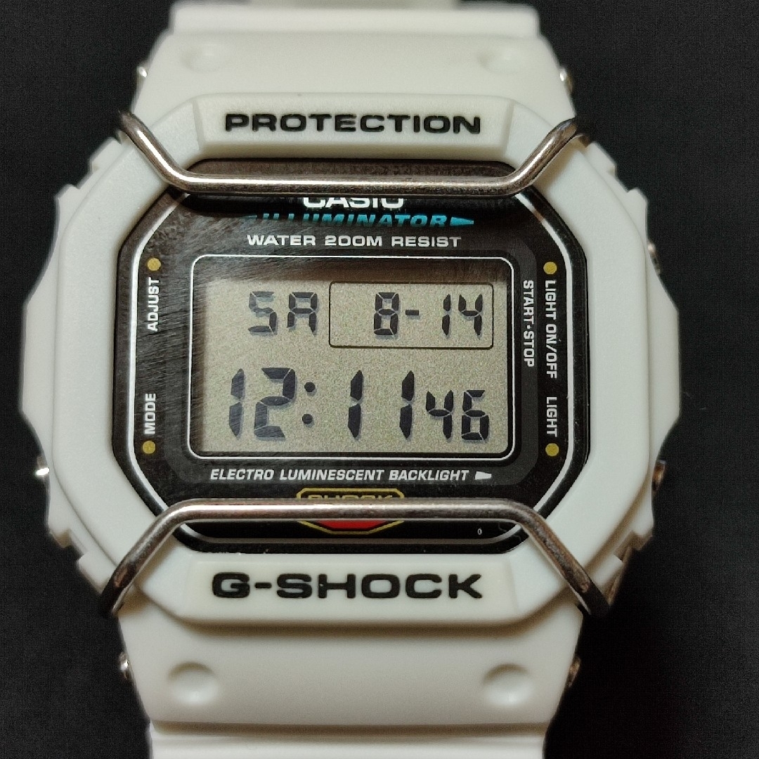 G-SHOCK バンパープロテクター DW-5600  GW-M5610 社外② メンズの時計(腕時計(デジタル))の商品写真