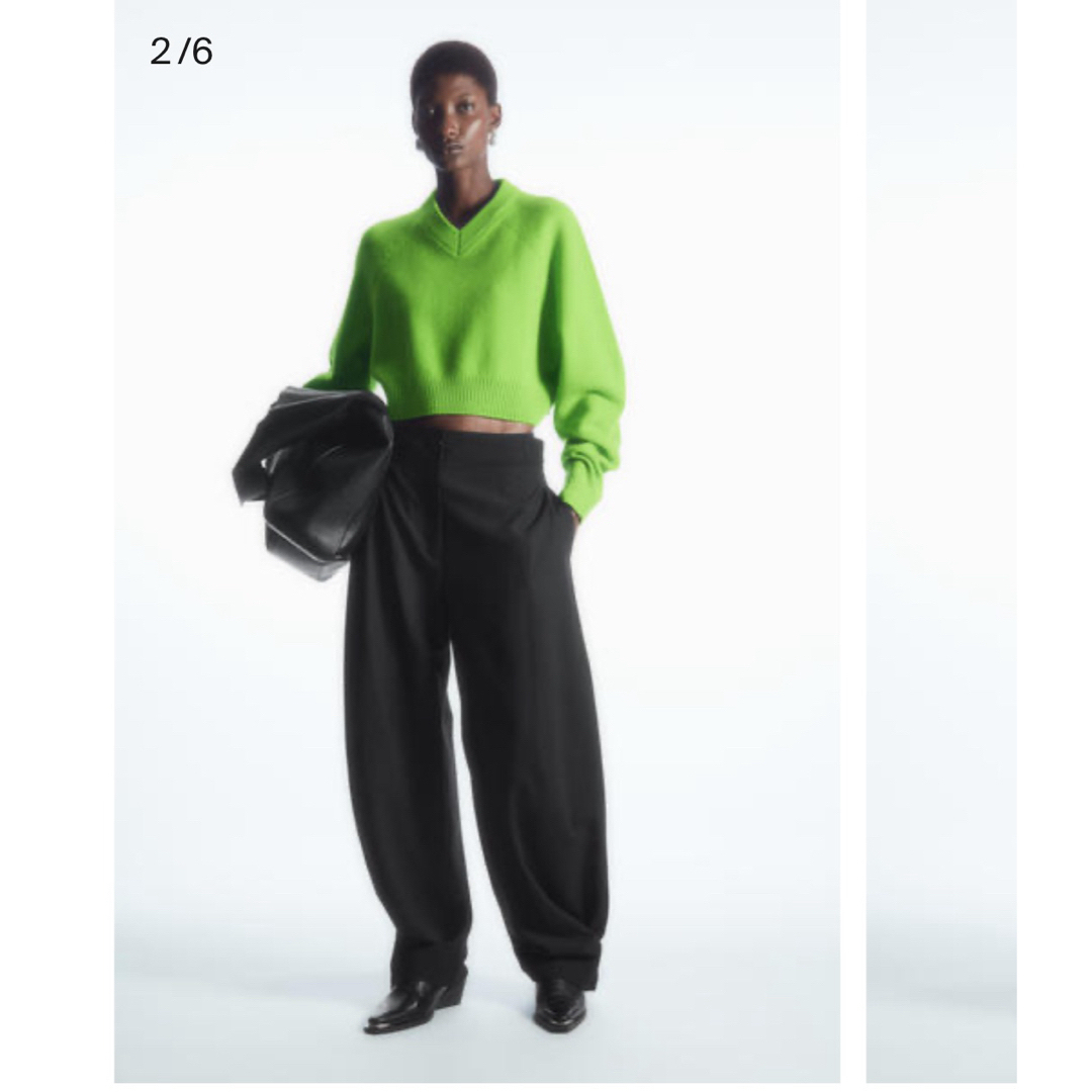 ZARA - COS◇新品未使用タグ付クロップドVネックニットの通販 by ZARA - COS◇新品未使用タグ付クロップドVネックニットの通販 by