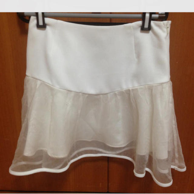 MERCURYDUO(マーキュリーデュオ)の白スカート レディースのスカート(ミニスカート)の商品写真