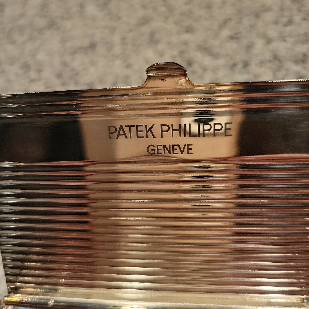 PATEK PHILIPPE』貴重 名刺入れ カードケース 非売品 銀製品 PATEK PHILIPPE』貴重 名刺入れ カードケース 非売品 銀製品