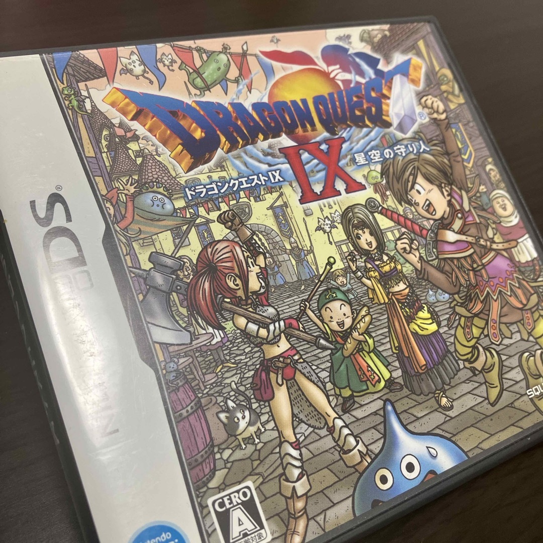 ニンテンドーDS(ニンテンドーDS)のニンテンドーDS ドラゴンクエストIX 星空の守り人 エンタメ/ホビーのゲームソフト/ゲーム機本体(家庭用ゲームソフト)の商品写真