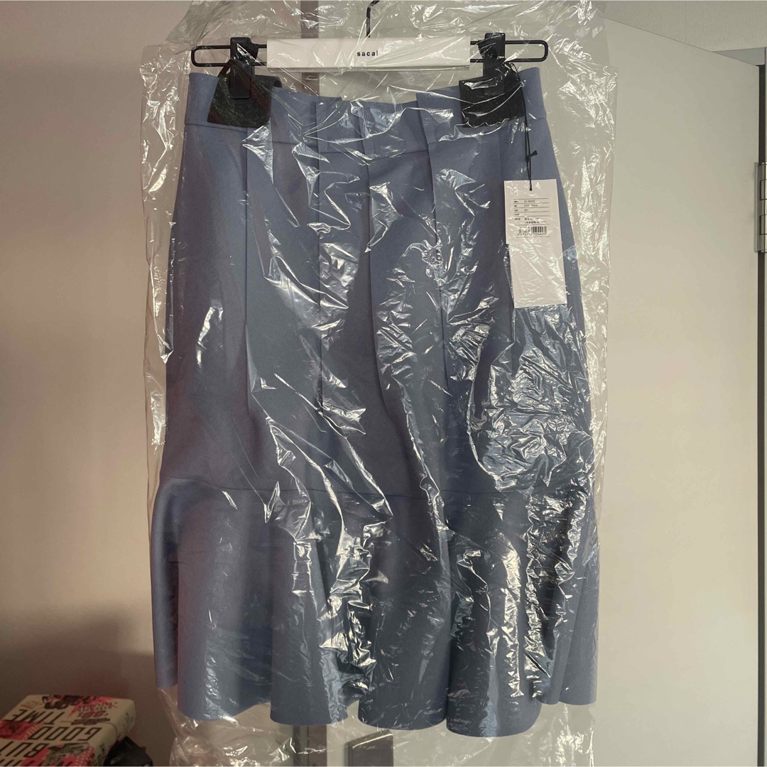 定価97,900円　Sacai スカート