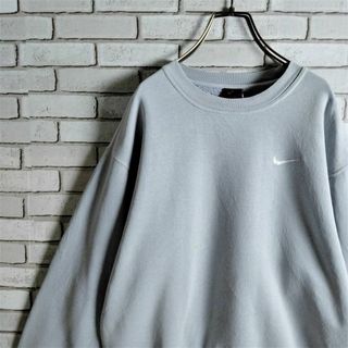 ナイキ(NIKE)のNIKE☆スウェット　裏起毛　スオッシュ　ロゴ刺繍　ワンポイント　水色　Ｍ(スウェット)