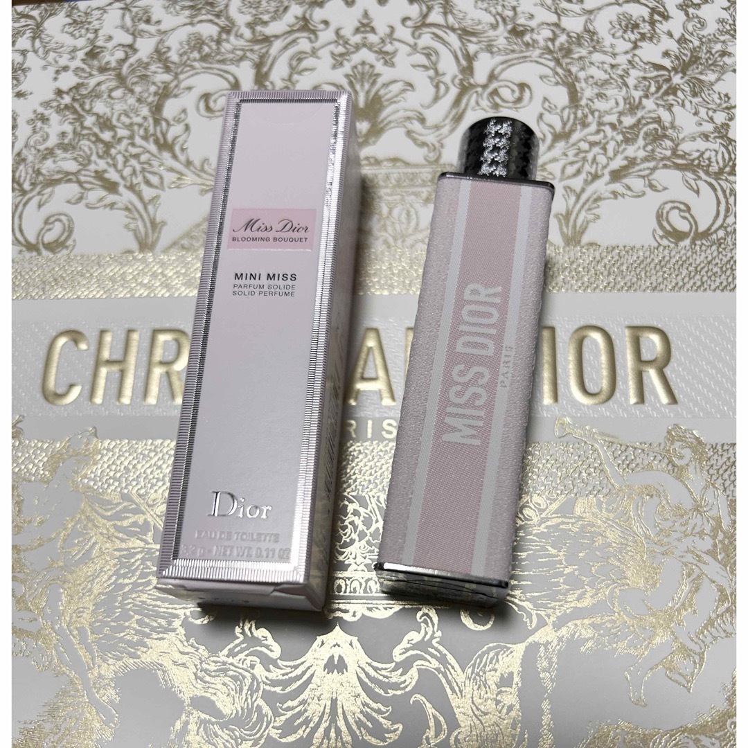 Christian Dior(クリスチャンディオール)のミスディオール　ブルーミングブーケ　ミニミス　Dior コスメ/美容の香水(香水(女性用))の商品写真