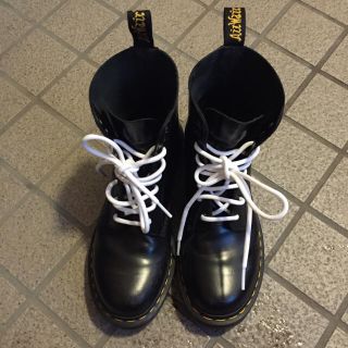 ドクターマーチン(Dr.Martens)のDr.martens♡8ホールブーツ 大幅値下げ中！(ブーツ)