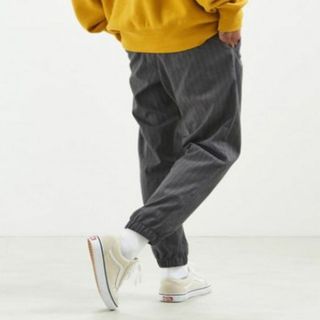 アーバンアウトフィッターズ(Urban Outfitters)のUS-M｜ピンストライプ｜ジョガーパンツ｜UO｜Asher trousers(その他)