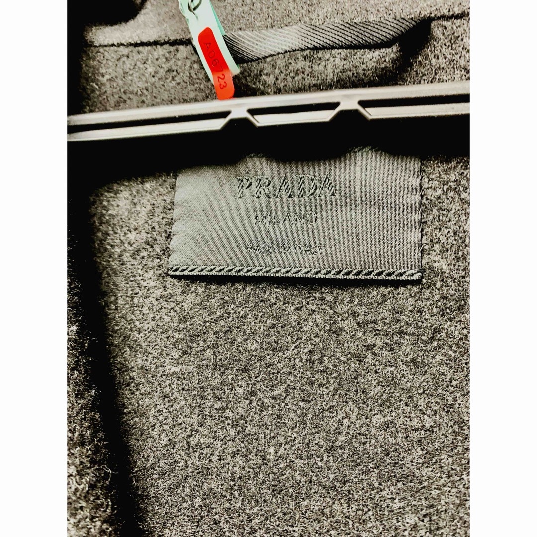 PRADA(プラダ)のももゆ様専用　美品　プラダメンズウールコート一枚仕立て メンズのジャケット/アウター(テーラードジャケット)の商品写真