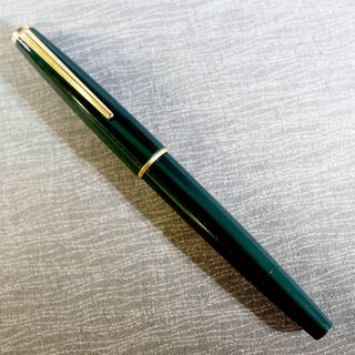 montegrappa【送料込み】モンブラン 万年筆 ３２０ ダークグリーン