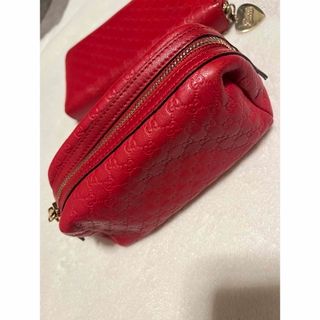 グッチ(Gucci)のGUCCI ポーチ(ポーチ)