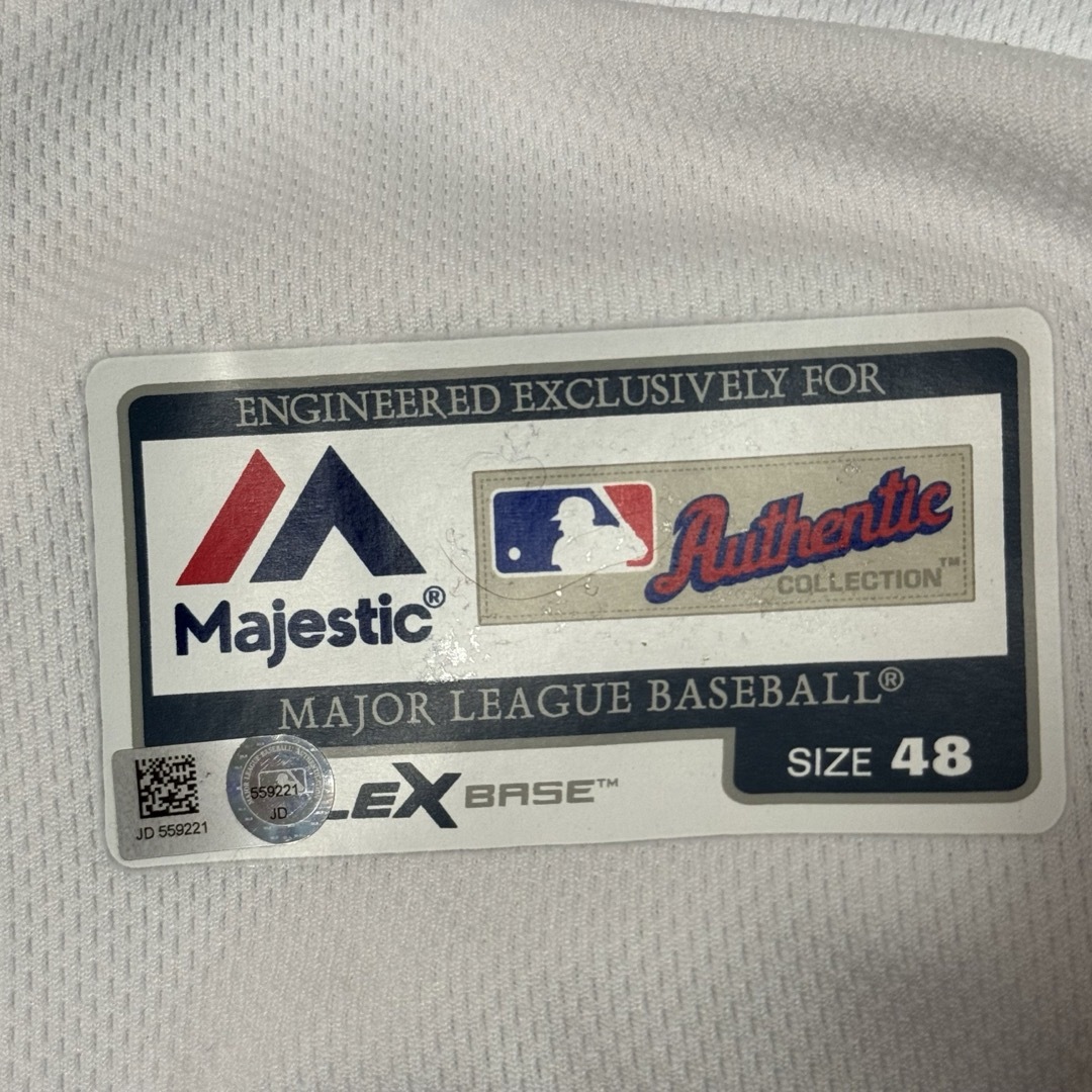 Majestic(マジェスティック)のヤクルト ドミンゴ サンタナ2019年 実使用ユニフォーム MLB ホログラム スポーツ/アウトドアの野球(記念品/関連グッズ)の商品写真