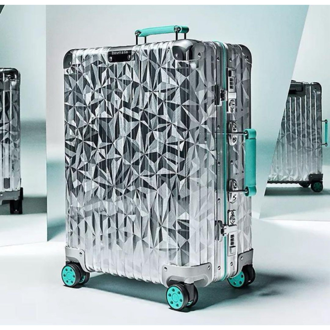 RIMOWA(リモワ)の新品未使用2023 RIMOWA × Tiffany & Co.スーツケース レディースのバッグ(スーツケース/キャリーバッグ)の商品写真