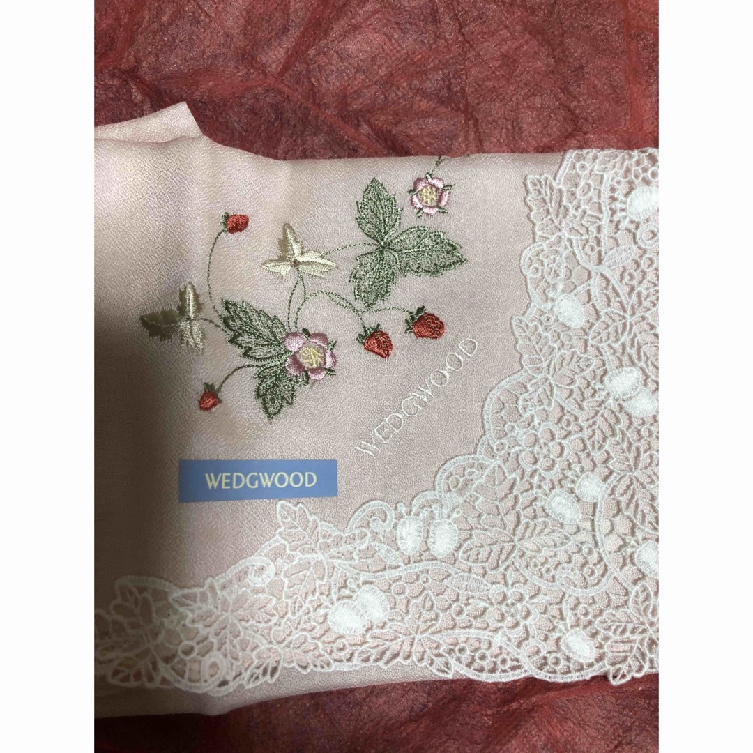 WEDGWOOD(ウェッジウッド)の【24時間以内発送‼️】ウエッジウッド ハンカチセット(新品未使用)バラ売り可 レディースのファッション小物(ハンカチ)の商品写真