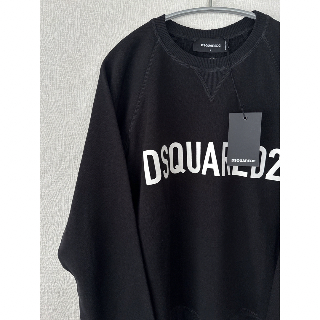 DSQUARED2(ディースクエアード)の【新品】DSQUARED2 ディースクエアード  ブラック トレーナー メンズのトップス(スウェット)の商品写真