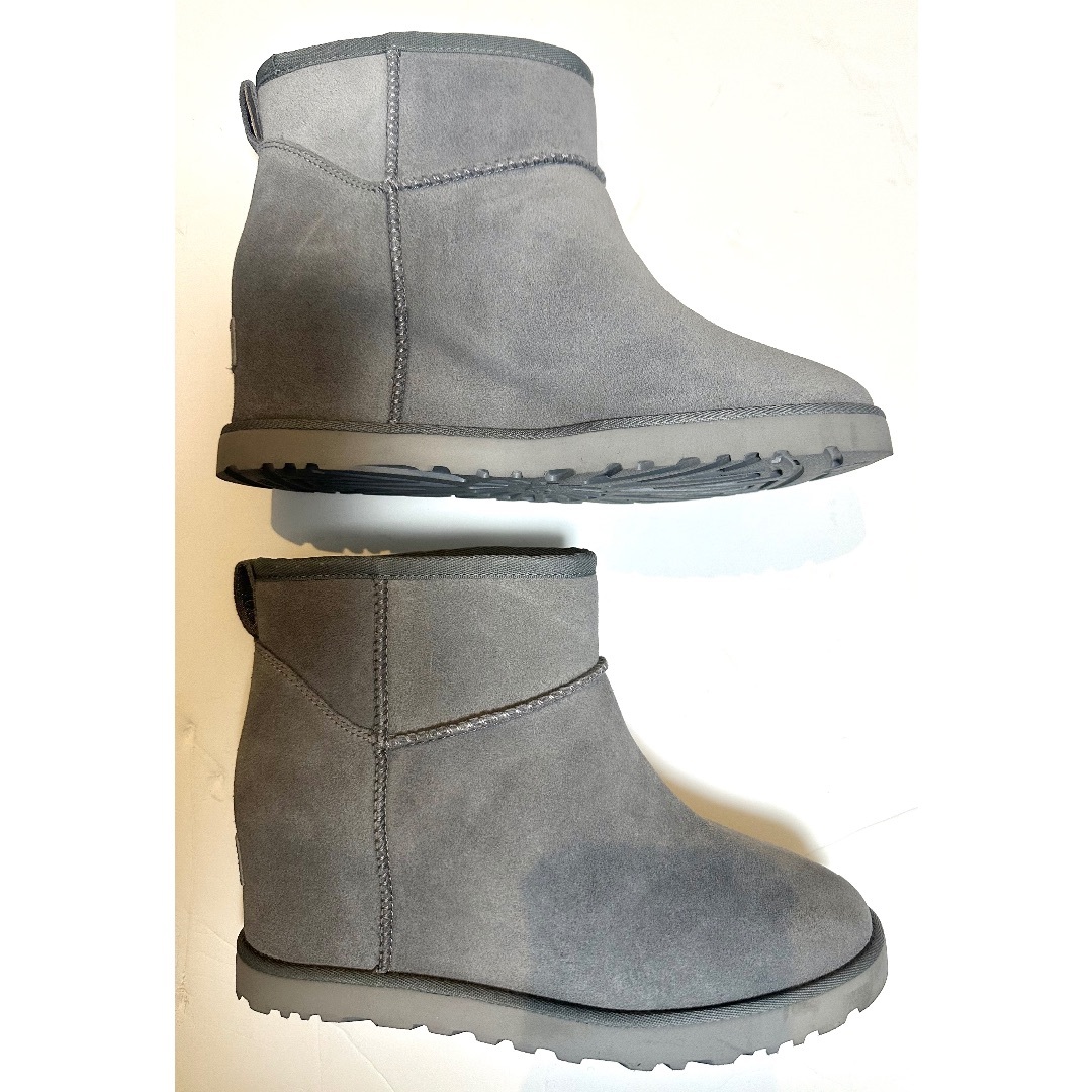 UGG - UGG インヒール ムートンブーツ　クラシック フェム ミニ