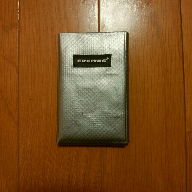 FREITAG(フライターグ)のフライターグ FREITAG ムック本付録 カードケース メンズのファッション小物(名刺入れ/定期入れ)の商品写真