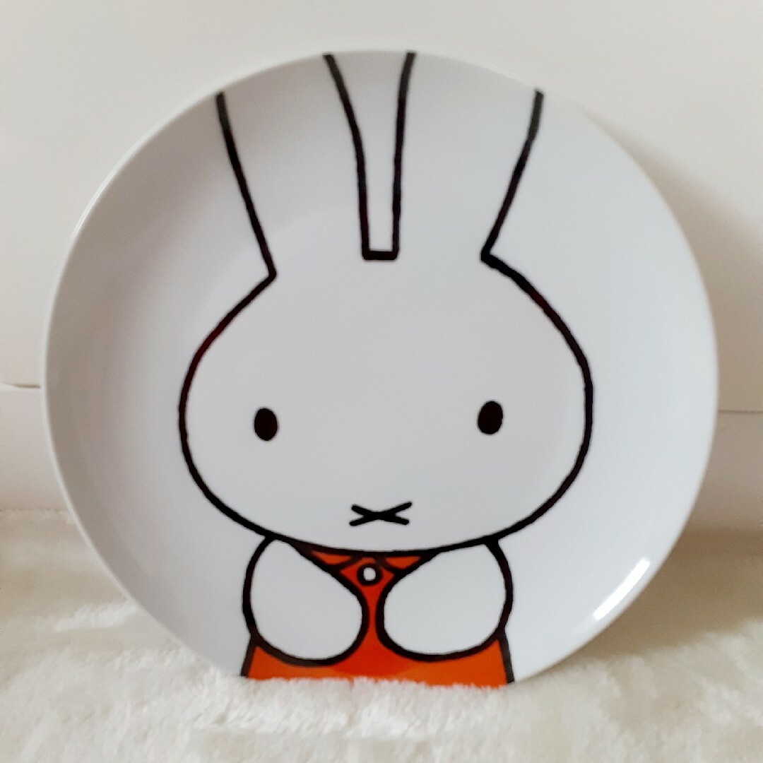 miffy(ミッフィー)の未使用!!  ミッフィーお皿 インテリア/住まい/日用品のキッチン/食器(食器)の商品写真