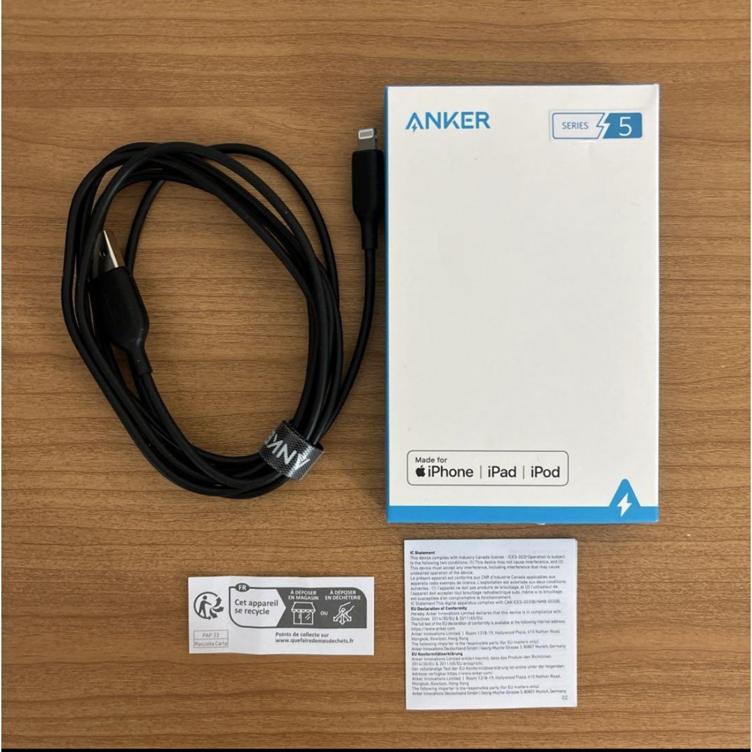 Anker(アンカー)のAnker PowerLine III ライトニングケーブル スマホ/家電/カメラのスマートフォン/携帯電話(バッテリー/充電器)の商品写真