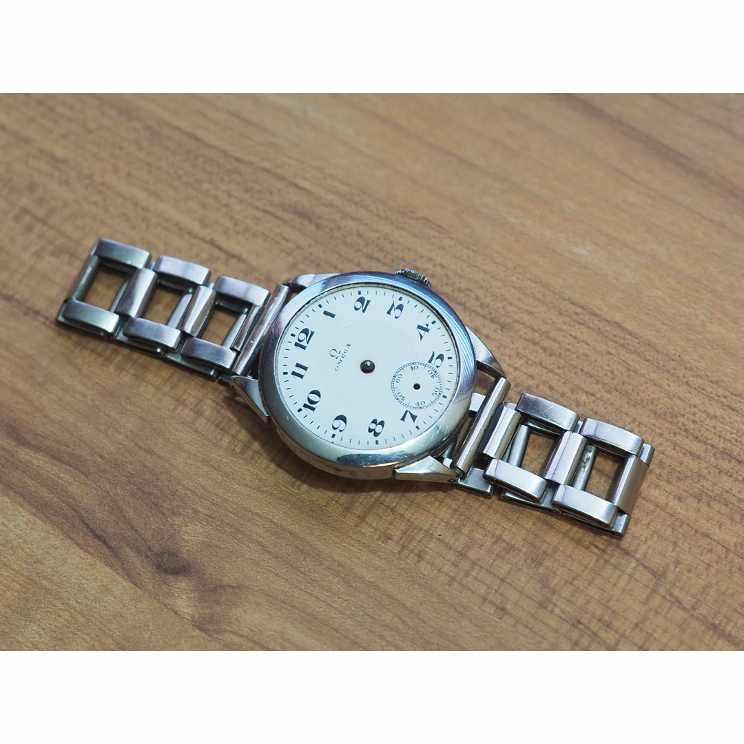 腕時計(アナログ)オメガ　1930年代　アンティーク　　　　　　長短秒針・風防なし【ジャンク】