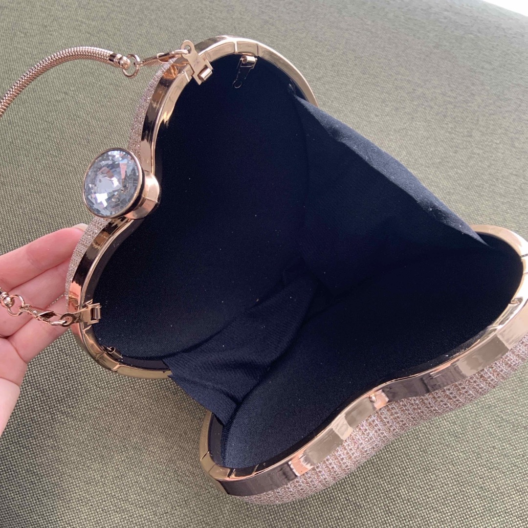 SHEIN(シーイン)のハート型ハンドバッグ レディースのバッグ(ハンドバッグ)の商品写真