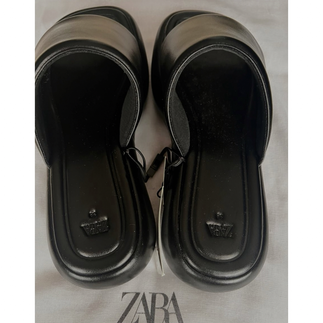 ZARA(ザラ)のZARAフラットフォームサンダル(39) レディースの靴/シューズ(サンダル)の商品写真