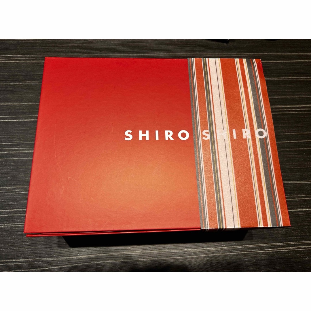 shiro(シロ)の【SHIRO】ギフトボックス＆ショッパー シロ インテリア/住まい/日用品のオフィス用品(ラッピング/包装)の商品写真