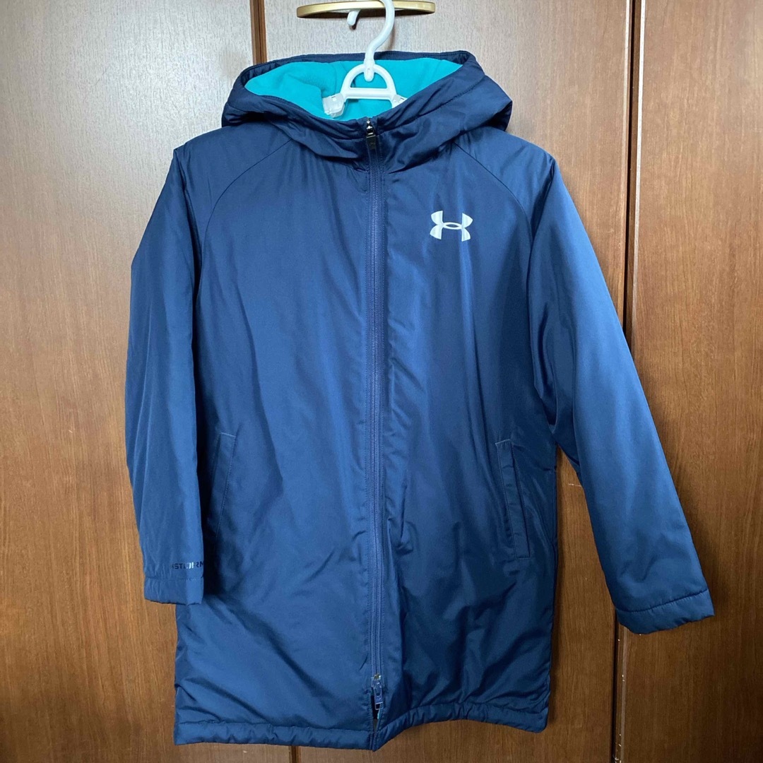 UNDER ARMOUR(アンダーアーマー)のアンダーアーマー　ベンチコート　YMD 130 140 キッズ/ベビー/マタニティのキッズ/ベビー/マタニティ その他(その他)の商品写真