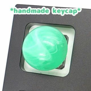 自作キーキャップ ぷっくりスイッチボタン グリーンマーブル　keycap(雑貨)