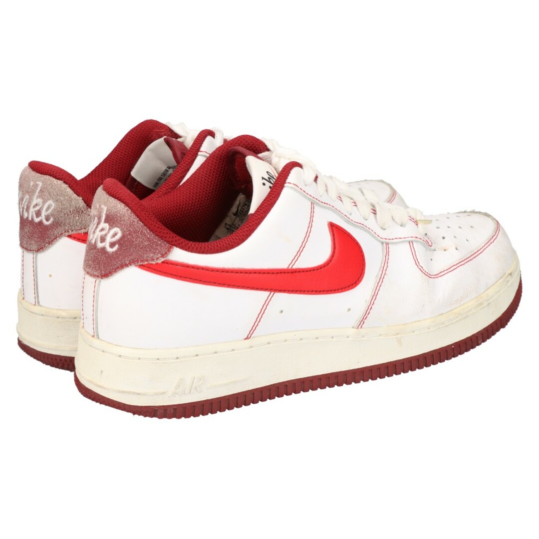 NIKE(ナイキ)のNIKE ナイキ AIR FORCE 1 LOW FIRST USE エアフォースワン ファーストユーズ ローカットスニーカー ホワイト/レッド DA8478-101 US8.5/26.5.cm メンズの靴/シューズ(スニーカー)の商品写真