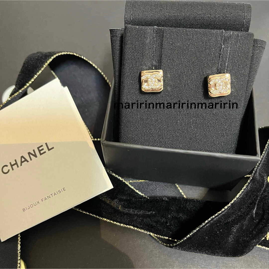 アクセサリー新品未使用　 24C CHANEL ピアス　ココマーク