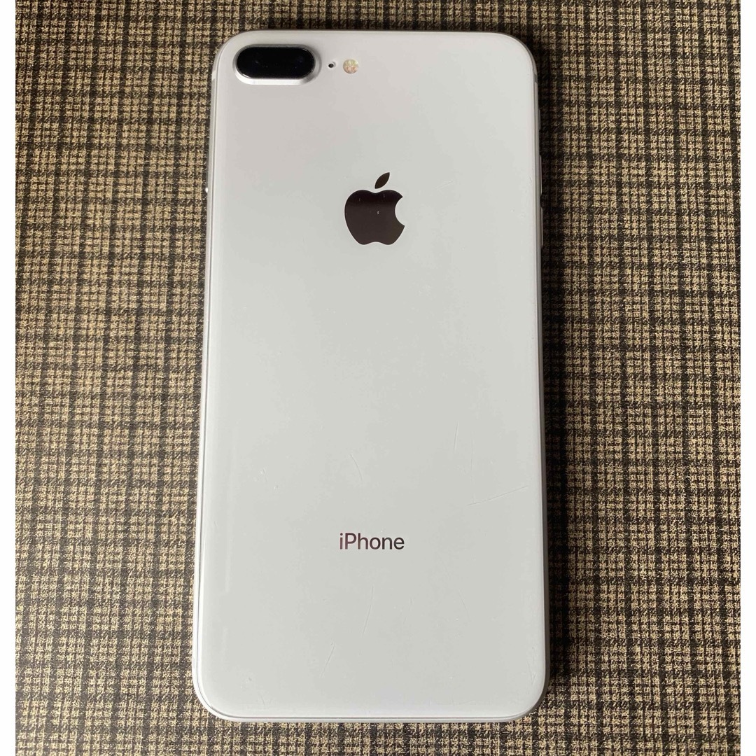 iPhone(アイフォーン)のiPhone8plus 64GB SIMフリー スマホ/家電/カメラのスマートフォン/携帯電話(スマートフォン本体)の商品写真