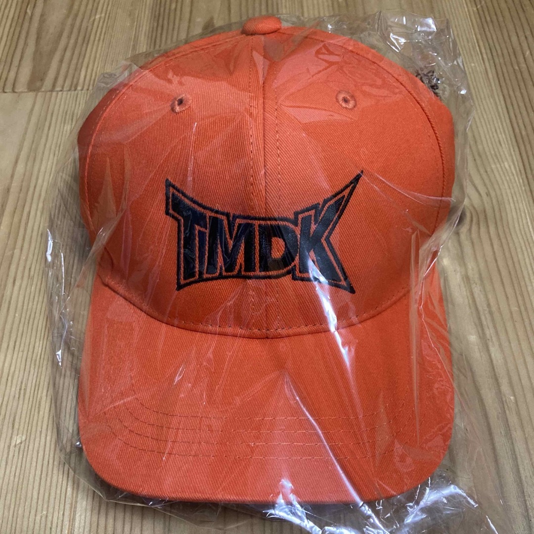 新日本プロレス TMDK THE MIGHTY DON’T KNEEL キャップ スポーツ/アウトドアのスポーツ/アウトドア その他(格闘技/プロレス)の商品写真