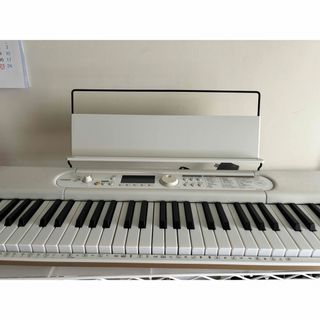 カシオ(CASIO)のカシオ・楽々キーボード  LK-536（最新）(電子ピアノ)