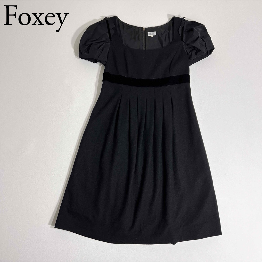 FOXEY BOUTIQUE(フォクシーブティック)のFOXEY BOUTIQUE フォクシー　フレアワンピース　ドレス　パフスリーブ レディースのワンピース(ひざ丈ワンピース)の商品写真