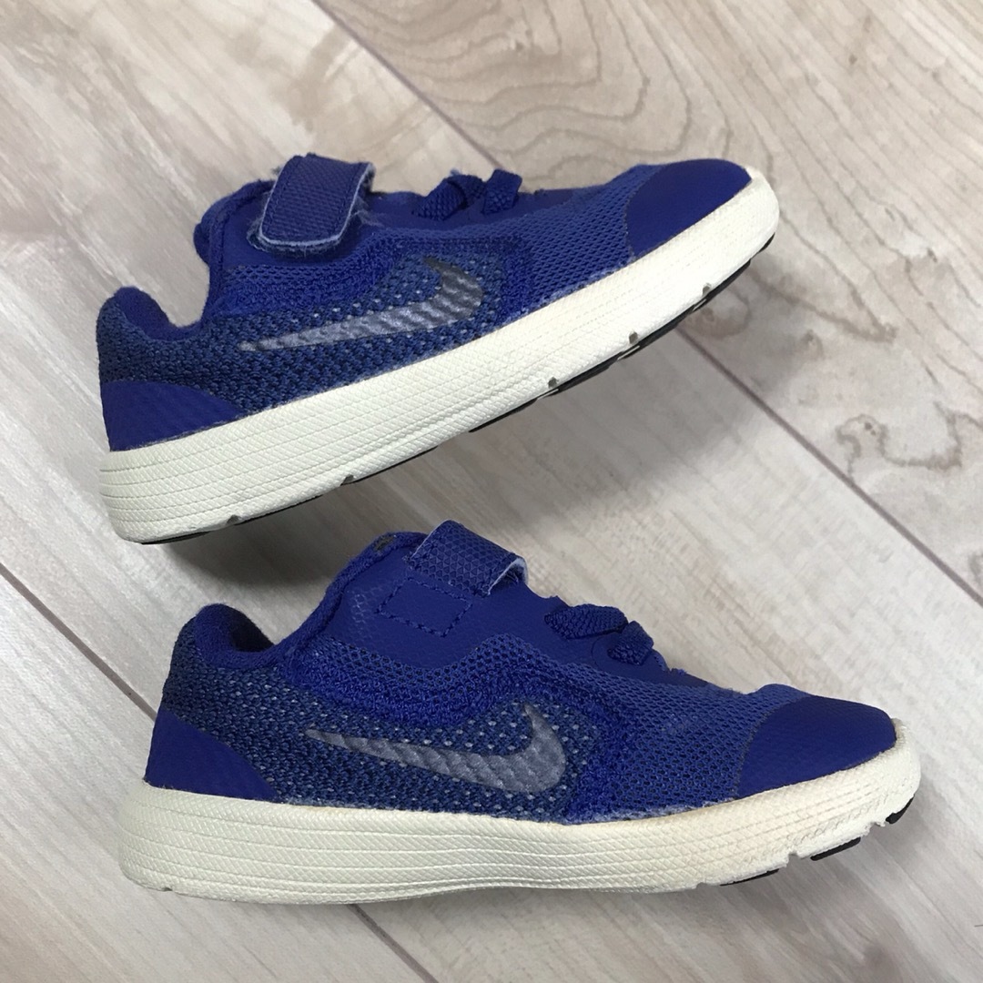 NIKE(ナイキ)のNIKE   スニーカー  靴  ナイキ キッズ/ベビー/マタニティのベビー靴/シューズ(~14cm)(スニーカー)の商品写真