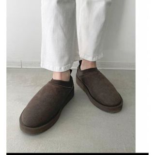 アパルトモンドゥーズィエムクラス(L'Appartement DEUXIEME CLASSE)のアパルトモン SUICOKE ムートンサボ 7 ブラウン sabo(スリッポン/モカシン)