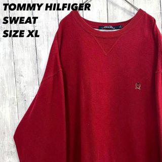 トミーヒルフィガー(TOMMY HILFIGER)のアメリカ古着　トミーヒルフィガーゆるだぼオーバーサイズXL刺繍ロゴスエット　赤.(スウェット)