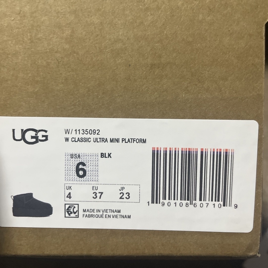 UGG(アグ)のUGG アグ ムートンブーツ クラシック ウルトラ ミニ 厚底  レディースの靴/シューズ(ブーツ)の商品写真