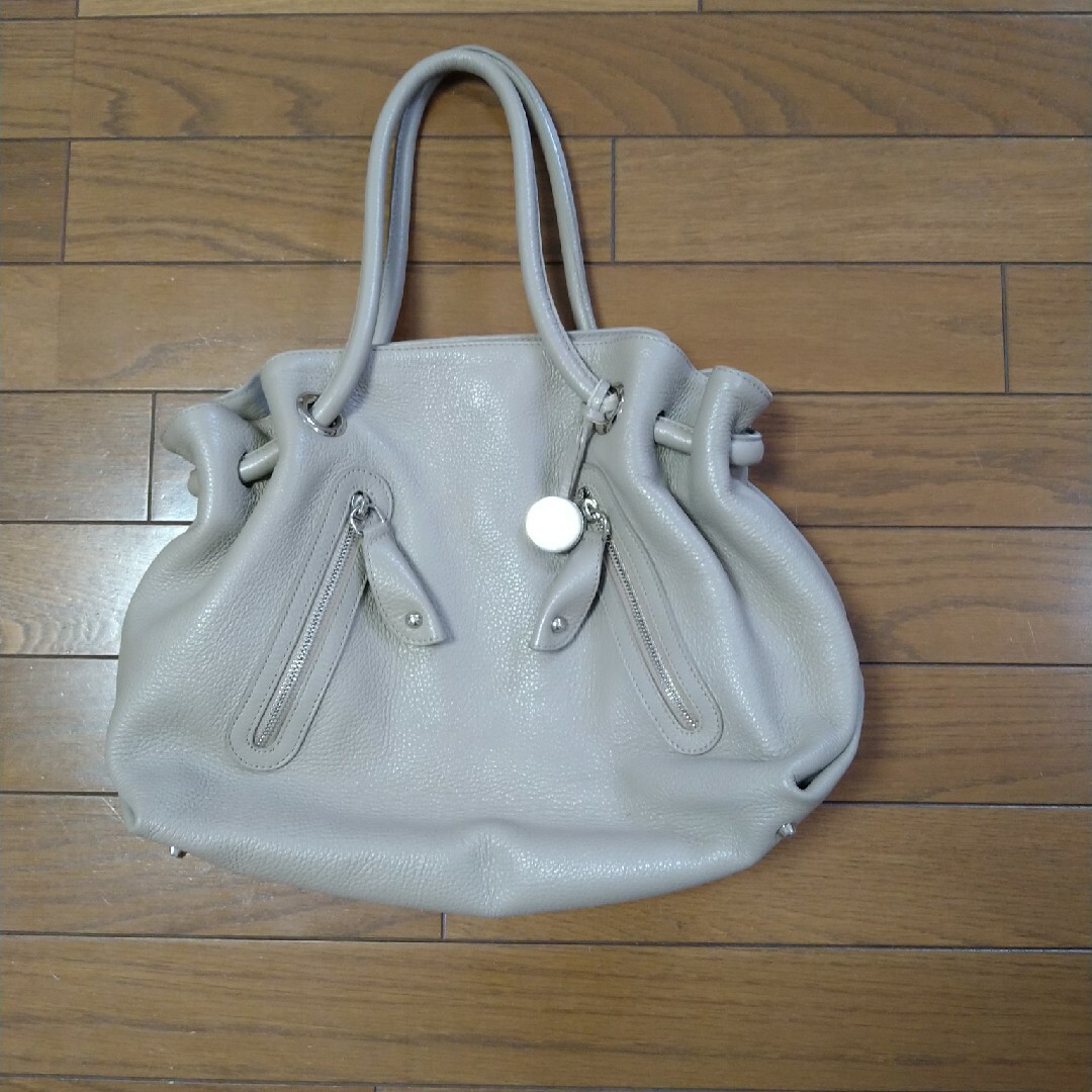 Furla(フルラ)のフルラ　ハンドバック　ベージュ　布袋付き レディースのバッグ(ハンドバッグ)の商品写真