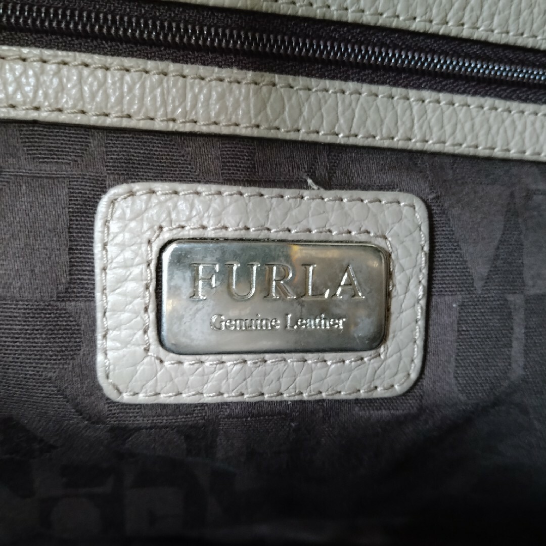 Furla(フルラ)のフルラ　ハンドバック　ベージュ　布袋付き レディースのバッグ(ハンドバッグ)の商品写真