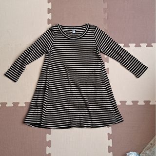 UNIQLO　ワンピース　110センチ(ワンピース)