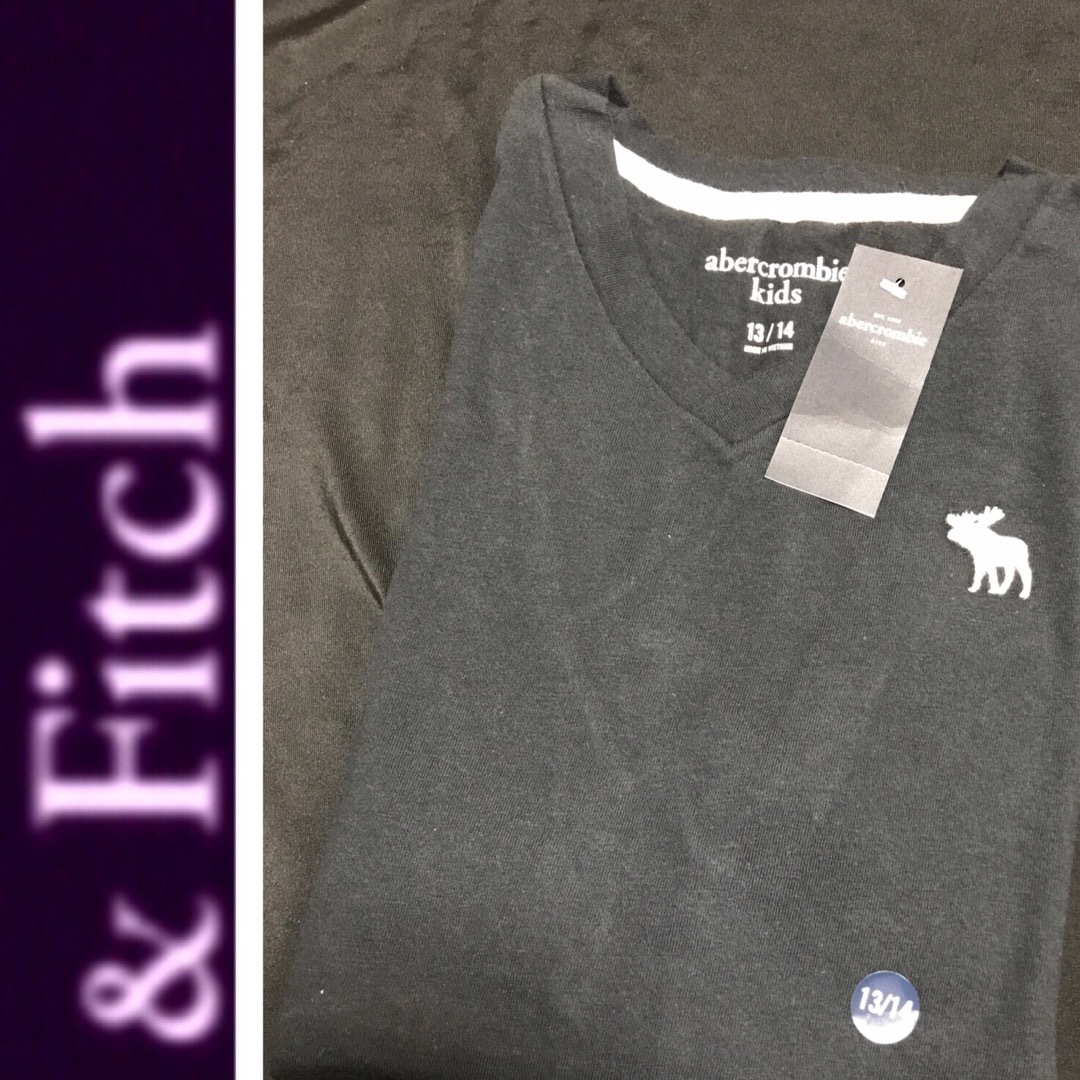 Abercrombie&Fitch(アバクロンビーアンドフィッチ)の割引あり◎XS◎新品正規品◎アバクロ◎VネックTシャツ ◎送料込 メンズのトップス(Tシャツ/カットソー(半袖/袖なし))の商品写真