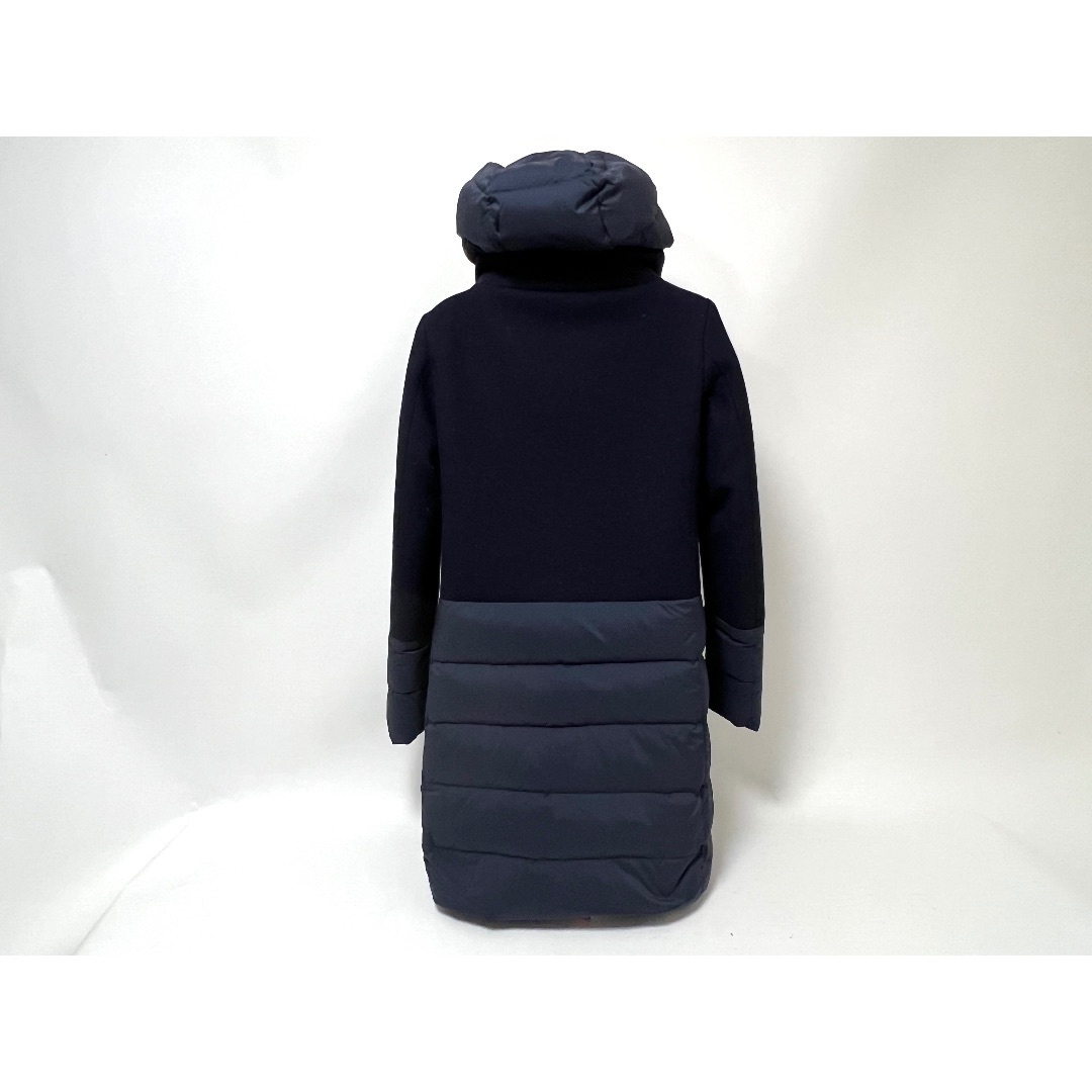 HERNO(ヘルノ)のHERNO ヘルノ レディース DIAGONAL WOOL AND NUAGE PARKA ダウン ロング コート 切替 フード ネイビー サイズ：40 PI0848Dｰ39601-9290 レディースのジャケット/アウター(ロングコート)の商品写真