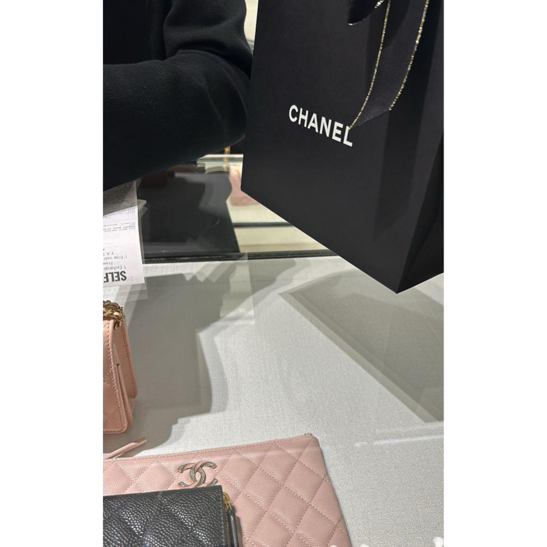 CHANEL(シャネル)の【日本未発売‼️未開封‼️新品‼️】CHANEL カードケース レディースのファッション小物(財布)の商品写真