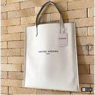 ユナイテッドアローズ(UNITED ARROWS)のタグ付新品　UNITED ARROWS トートバッグ　白(トートバッグ)