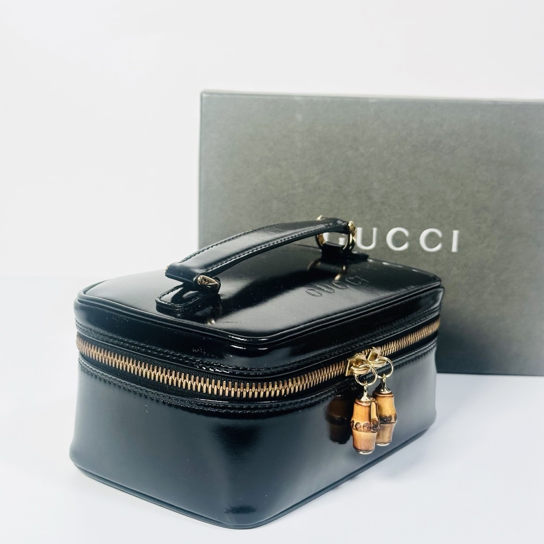 Gucci(グッチ)のGUCCI グッチ　バンブー　バニティ　エナメル　ポーチ　化粧　大人気✨ レディースのファッション小物(ポーチ)の商品写真