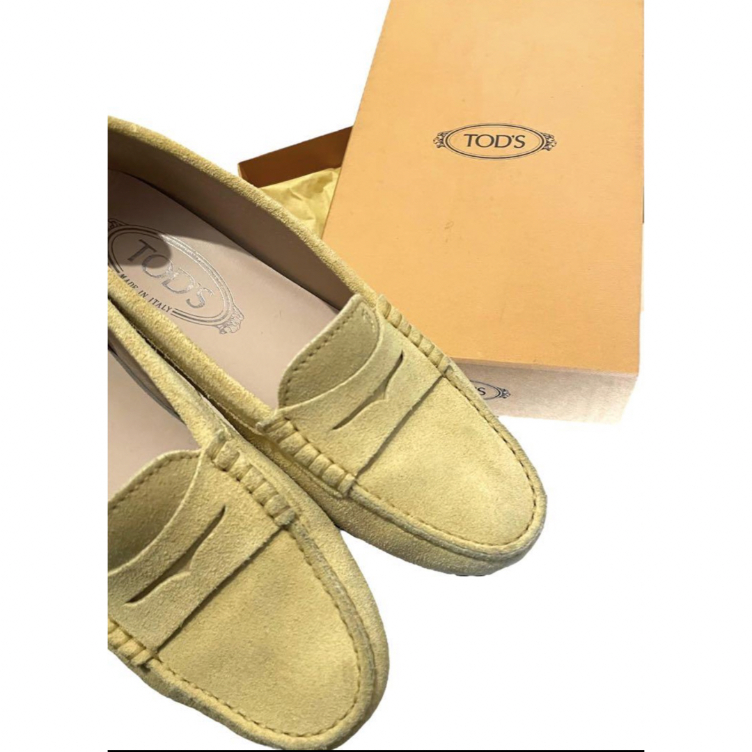 TOD'S(トッズ)のTOD'S トッズ スエード ローファー サイズ35.5 レザー レディース レディースの靴/シューズ(ローファー/革靴)の商品写真