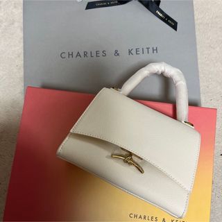 チャールズアンドキース(Charles and Keith)の新品♡CHARLES&KEITH♡ハンドバッグ(ハンドバッグ)